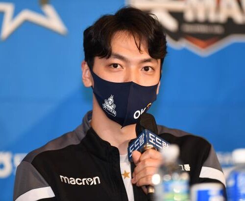 배구선수 조재성 "저는 병역 비리 가담자…평생 반성할 것"