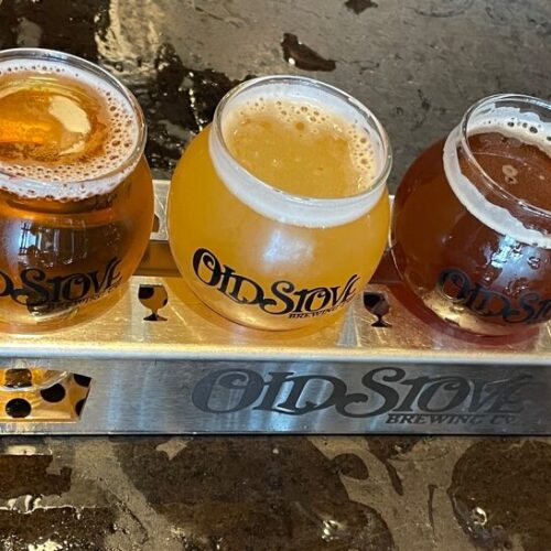 Pike Place Market 안의 수제 맥주집 Old Stove Brewing Co