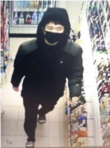 전자발찌 찬 30대, 편의점 직원 살해 후 현금 챙겨 도주