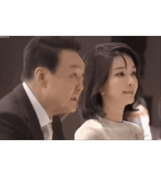GIF_20240520_014856_805.gif