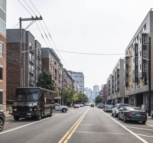 시애틀, 길거리 주차대란 해결하기 위해...최대 시간당 5불까지 인상