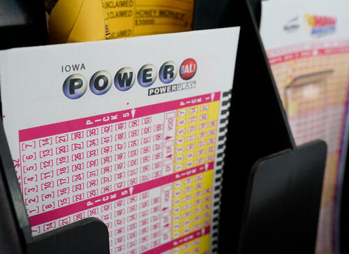‘역대 8번째’ 파워볼 1등 당첨금, 7억 달러로 불어나