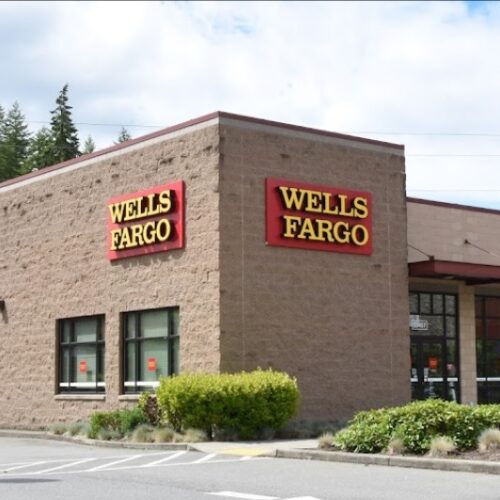 레드몬드 골프클럽 인근 웰스파고 털려…용의자는 현장에서 도주