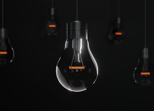 시애틀 강풍 속 피해 속출.. 3만 4천 가구 이상 전기 공급 중단