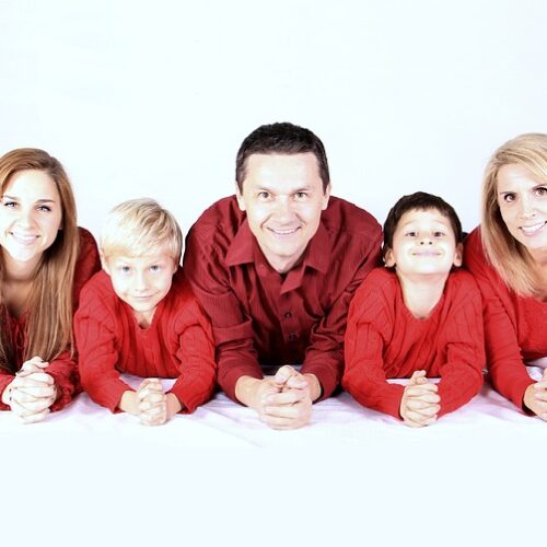 연말에 가족들과 뭐 해야 할지 도저히 모르겠다?! 겨울에 집에서 할 수 있는 액티비티 15가지!