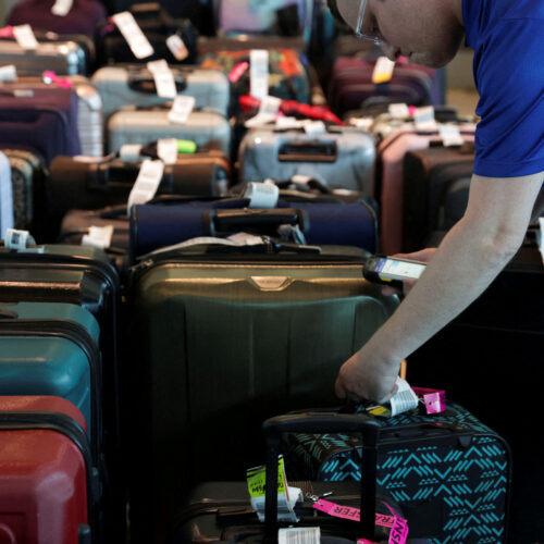 결항 "제대로 대응 안했다" 집단소송