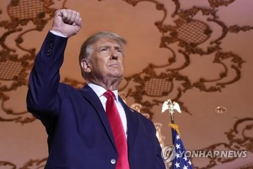 트럼프 "페북이 날 원한다" 내년 대선 앞두고 SNS 재등판 시사