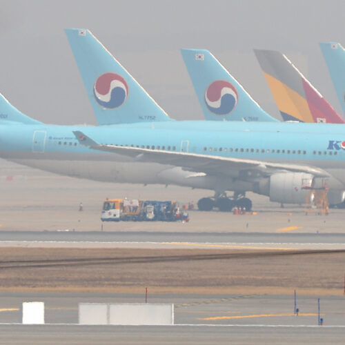 대한항공 여객기에 실탄 2발 반입한 70대 미국인에 체포영장