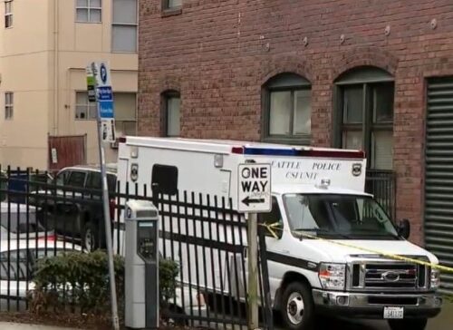 “넌 죽었어 XX” 머리에 총 쏘고 발길질, 시애틀 잔혹 총격범 체포