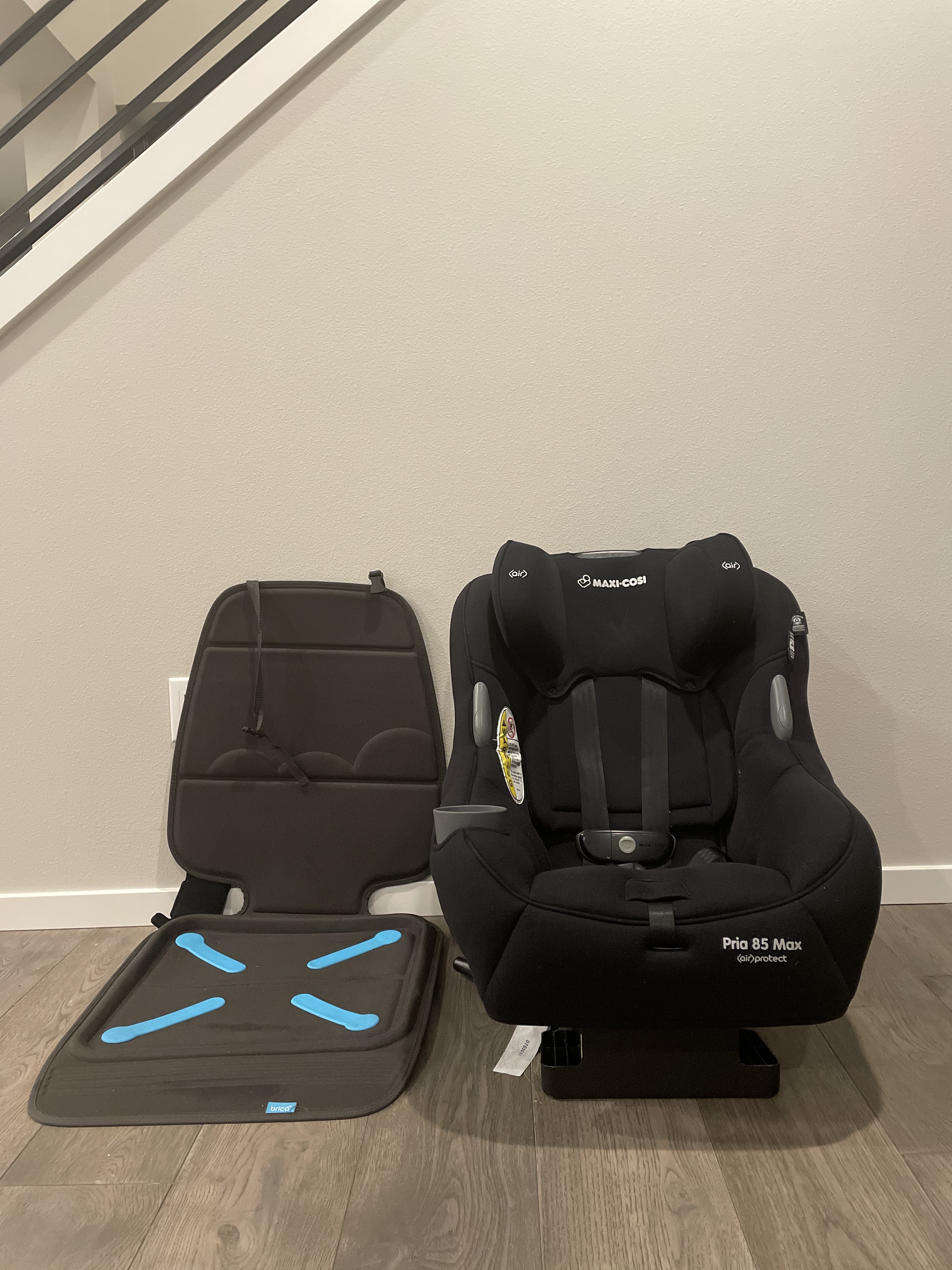 Maxi Cosi Car Seat.jpg