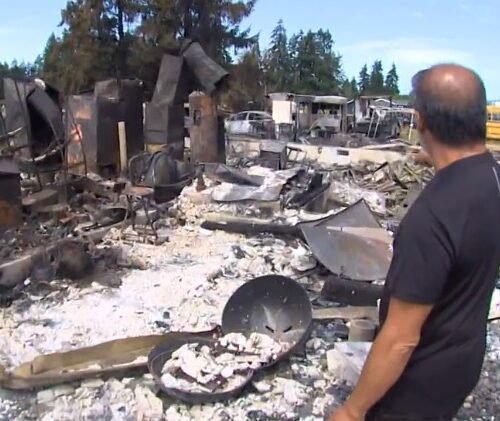 건조한 날씨로 빠르게 번진 화재, 순식간에 한 남성 집과 생계 날려