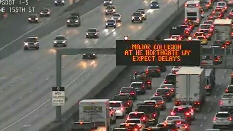 노스게이트 인근 I-5서 충돌·사망사고 발생, 출근시간 교통 지연