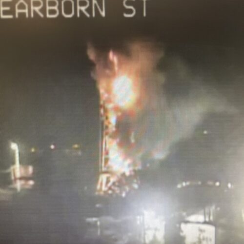 시애틀 다운다운 AT&T 기지국에서 발생한 새벽 화재로 파손