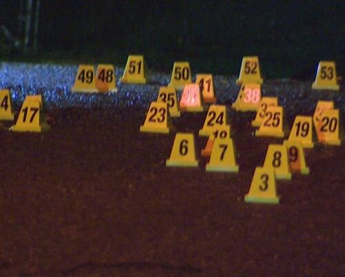 켄트에서 발생한 차량 총격으로 2명 부상..