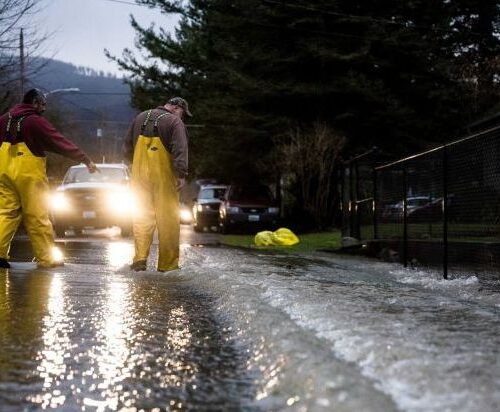 워싱턴주 12개 강 범람, 홍수, 산사태, 연안 피해 심각