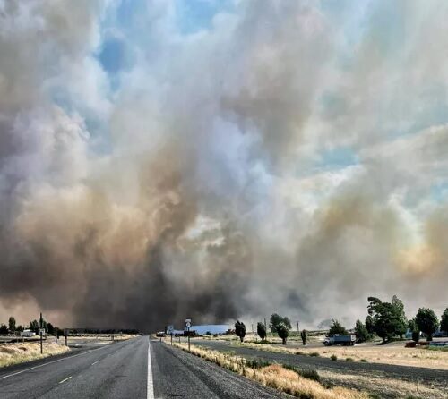 동부 워싱턴 산불 발생, 마을 통채로 '활활'...주택 10채 소실·주민 전체 대피