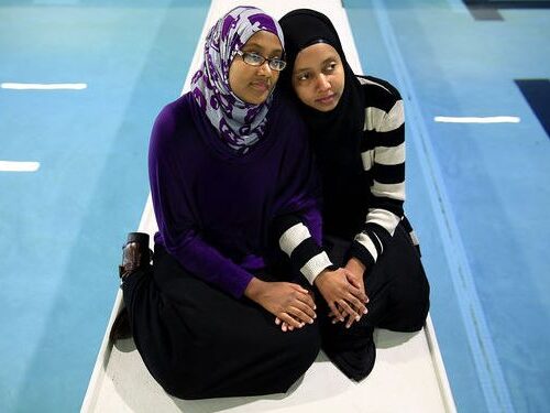 투퀼라 수영장, 여성 전용 수영시간 논란