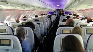 연방통신위원회, 기내 핸드폰 사용 허용 검토중