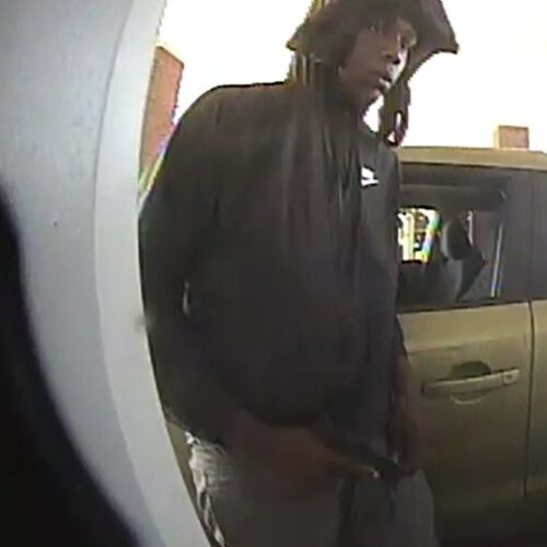 조심하세요! ATM 근처에서 강도 사건 자주 일어나