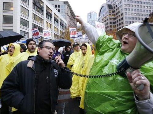 보잉 공장 워싱턴주 유지를 촉구하는 노동집회 열려