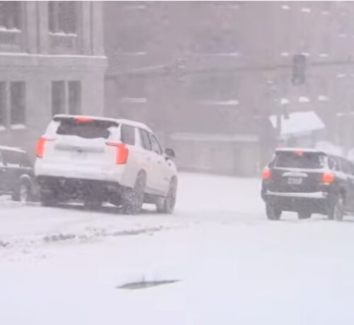 킹 카운티에서만 1천건의 눈길 사고…끊임없이 속출