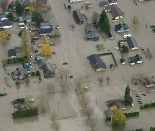바이든 대통령, 워싱턴 홍수 피해지역에 연방 재난 자금지원 승인