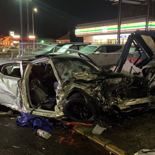 경찰과 차량 추격전, 대형 충돌로 무고한 40대 여성 사망으로 끝나